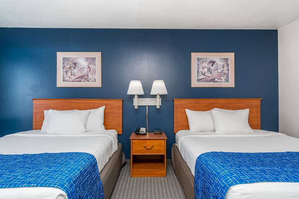 Travelodge & Suites By Wyndham Fargo/Moorhead Room photo